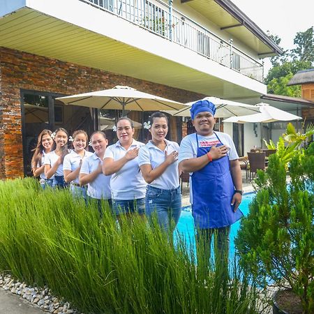 Blue Moon Inn Dauis Exterior photo