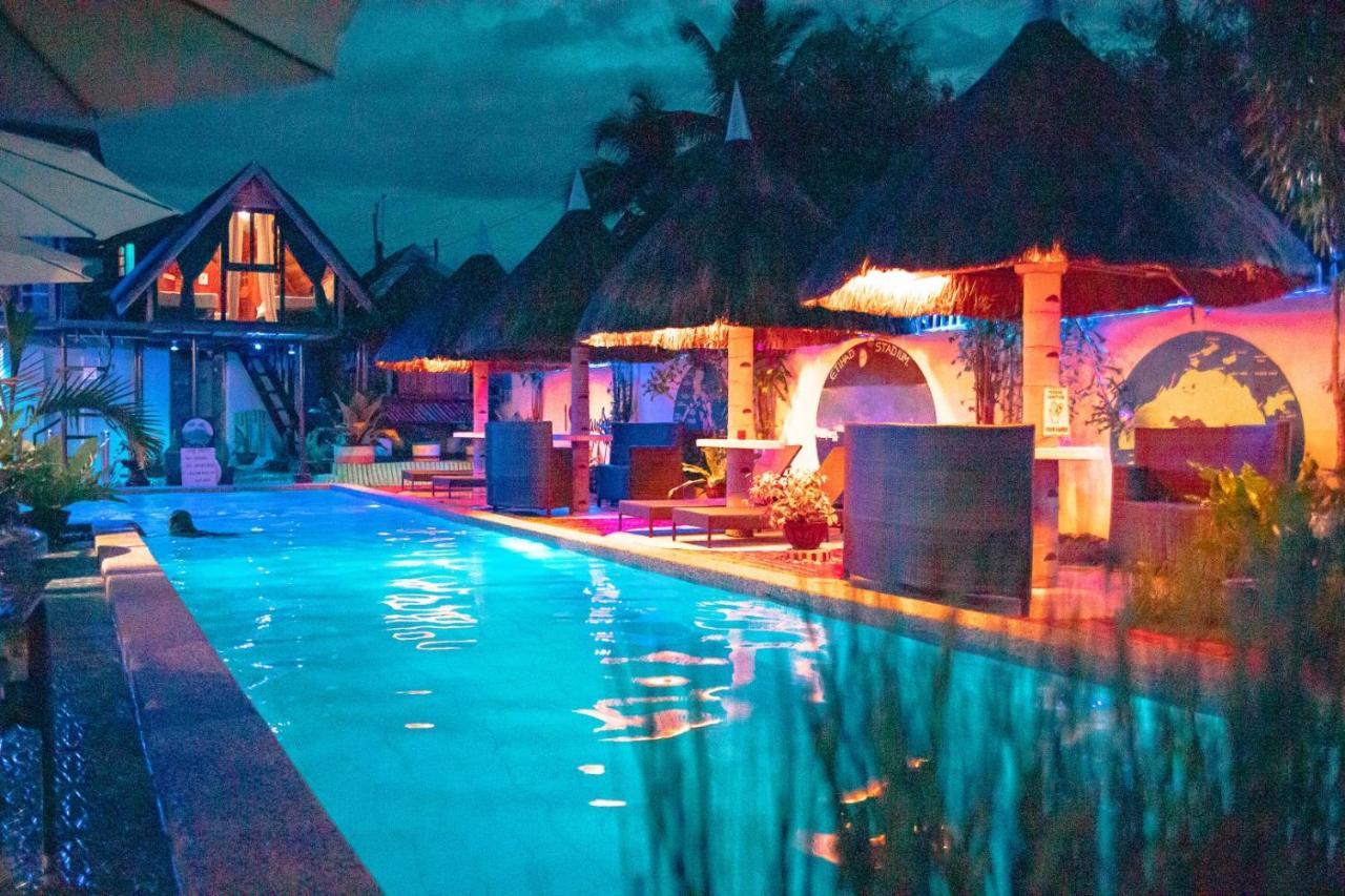 Blue Moon Inn Dauis Exterior photo