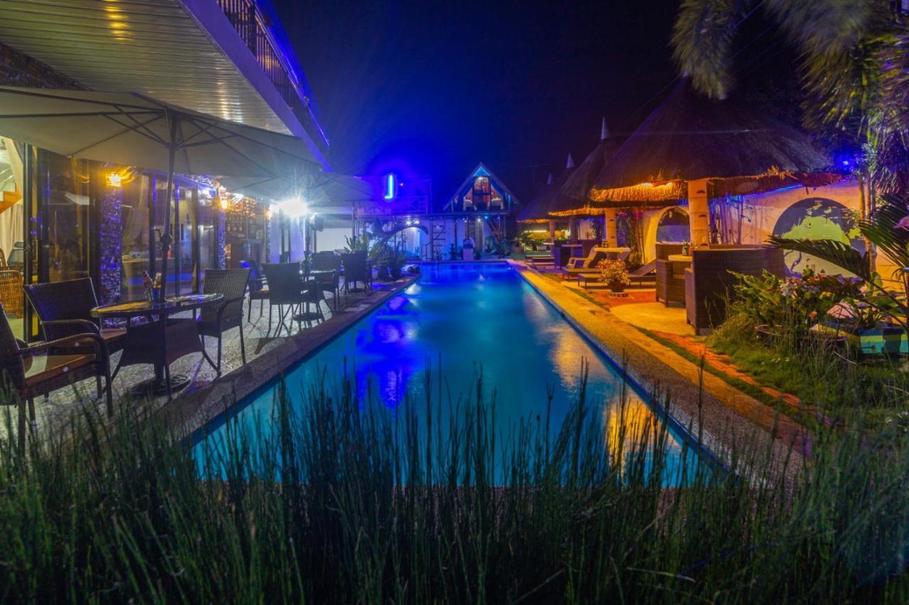 Blue Moon Inn Dauis Exterior photo